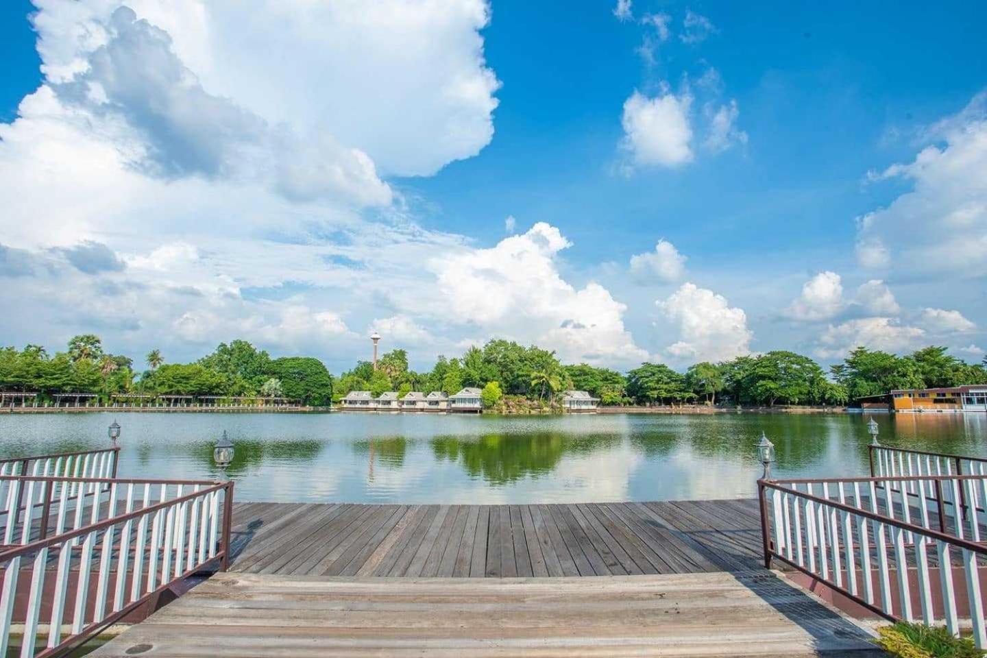 Chawalun Resort Don Tum Zewnętrze zdjęcie
